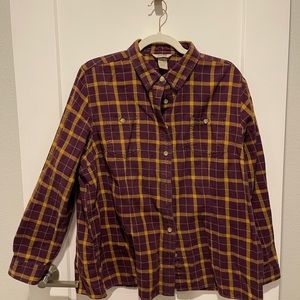 Duluth trading Company flannel. Plum and dark yellow. 2XL